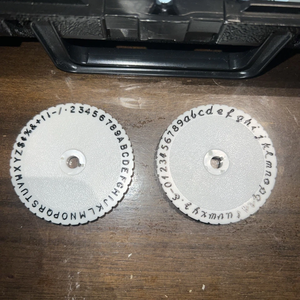 Organizador para hacer etiquetas DYMO 1610 de colección portátil ligero cinta de 1/4" y 3/8" Foto 3 de 4