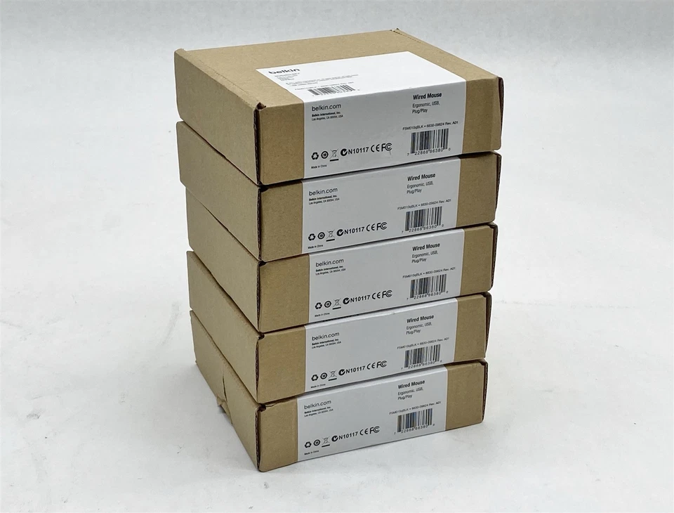 Belkin F5M010qBLK Black 3-Button Wired USB Optical Mouse 5ft Cord Lot 5 NEW - Image 2 of 4