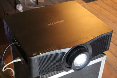 *Christie DWU951+Objektiv *DLP Beamer Projektor 8500ANSI WUXGA|Hitachi CP-WU9410