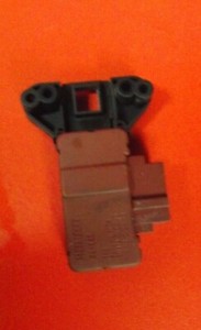 Washing Machine HOTPOINT WMA42N  DOOR LOCK