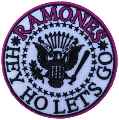 RAMONES - Hey Ho Let's Go V1 - 8 cm - Patch - 168896