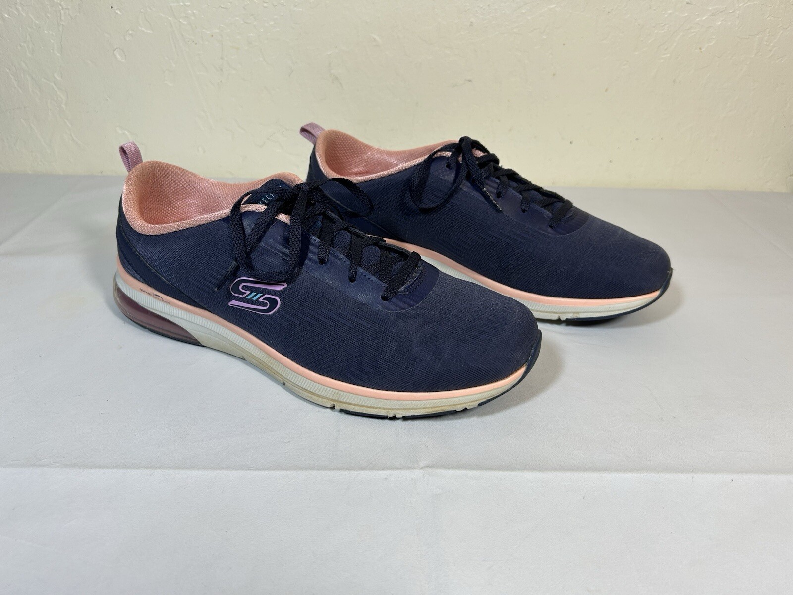 Skechers Skech-Air Edge Mellow Days Sneaker Women's Size 11 US Navy Coral