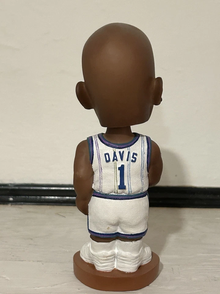 BARON DAVIS SGA Charlotte Hornets #1 Bobblehead with Full Ticket & Original Box - Image 3 of 4
