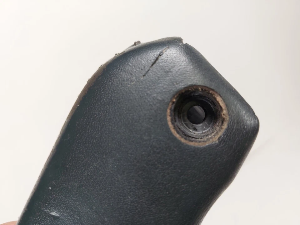 Oldsmobile Cutlass Calais Parking E 1985-1991 manija de freno gris Foto 3 de 4