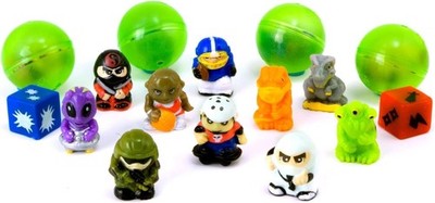 Squinkies Series 1 Set of 14 Collectible Figures, Containers & Bonus Battle Dice