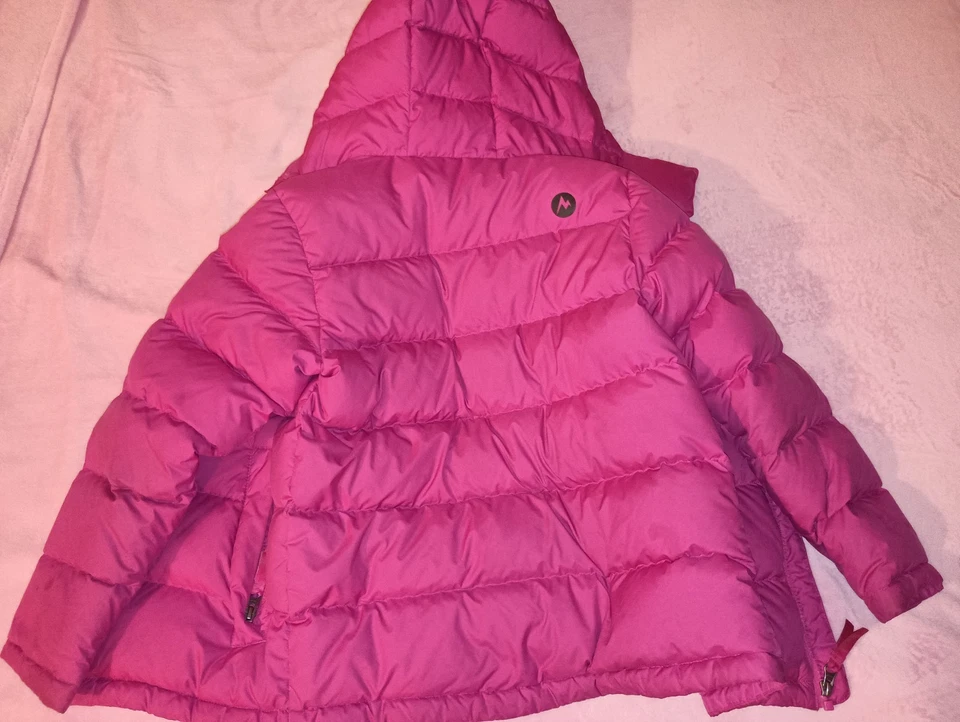 Marmot 700 Fill Coat Youth Medium Girls Pre-owned - Image 3 of 3