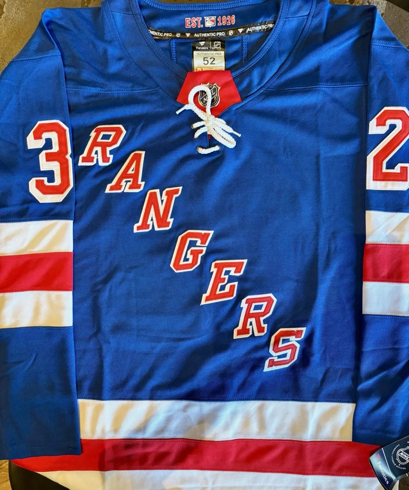 ФУТБОЛКА С БЫСТРОЙ ПОДПИСЬЮ НЬЮ-ЙОРК РЕЙНДЖЕРС ДЖОНАТАН С НАДПИСЯМИ С СЕРТИФИКАТОМ JSA!!! - Изображение 3 из 3