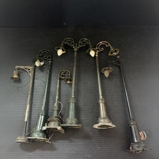 5 Prewar Lionel Standard Gauge #61 Street Lamp Posts Lighted 1 O 1 Odd Lot 6