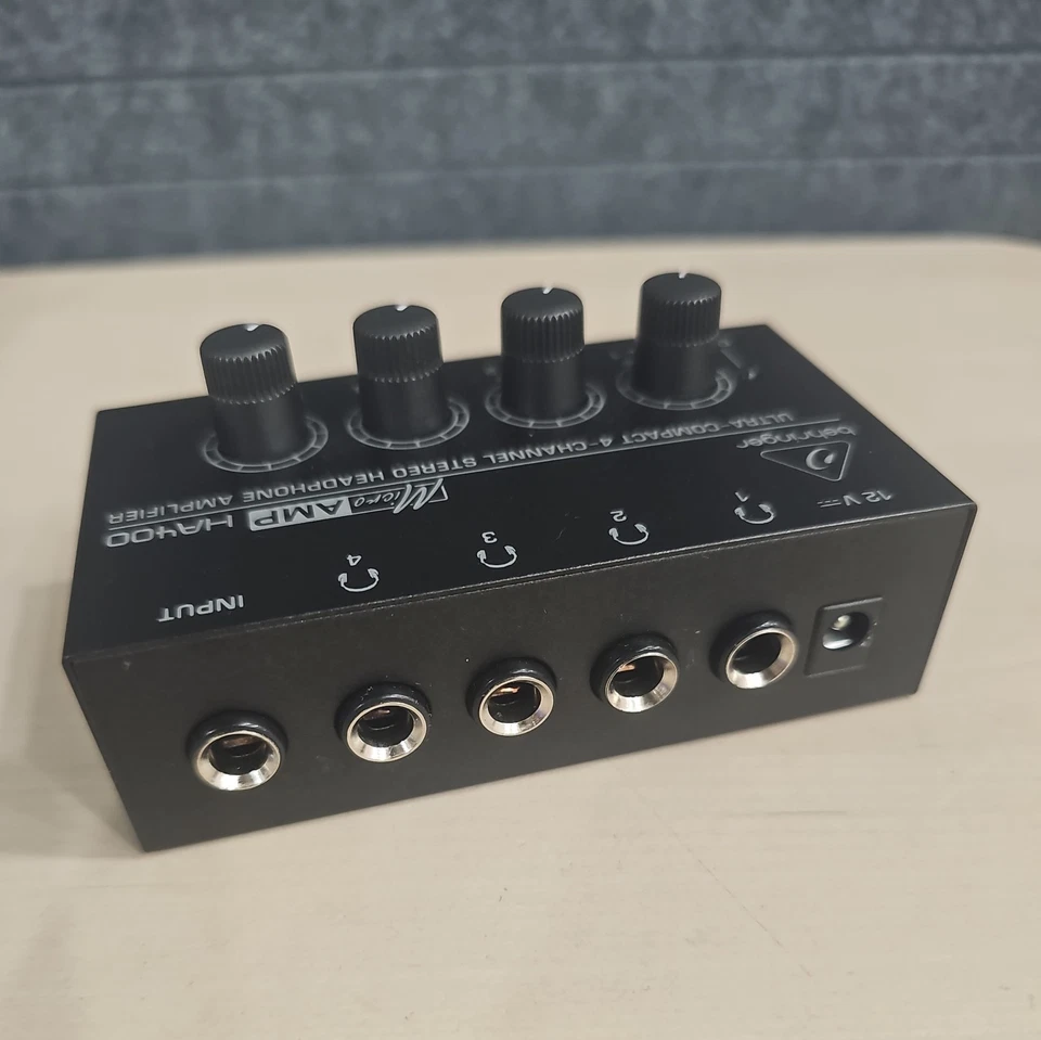 Behringer MicroAMP HA400 ultra-compact 4-channel stereo headphone amplifier - Image 4 of 4