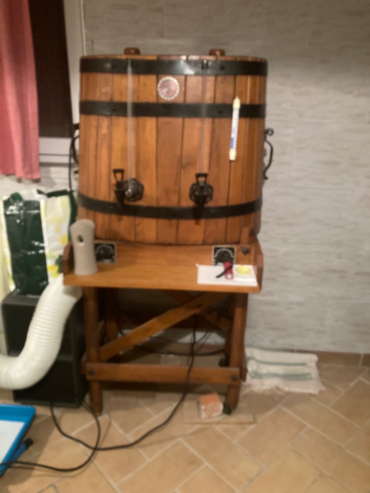 Foto 6 di 8
