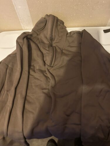 Neuf USGI ECWCS Polypro temps froid thermique sous-t-shirt marron moyen - Photo 1/4