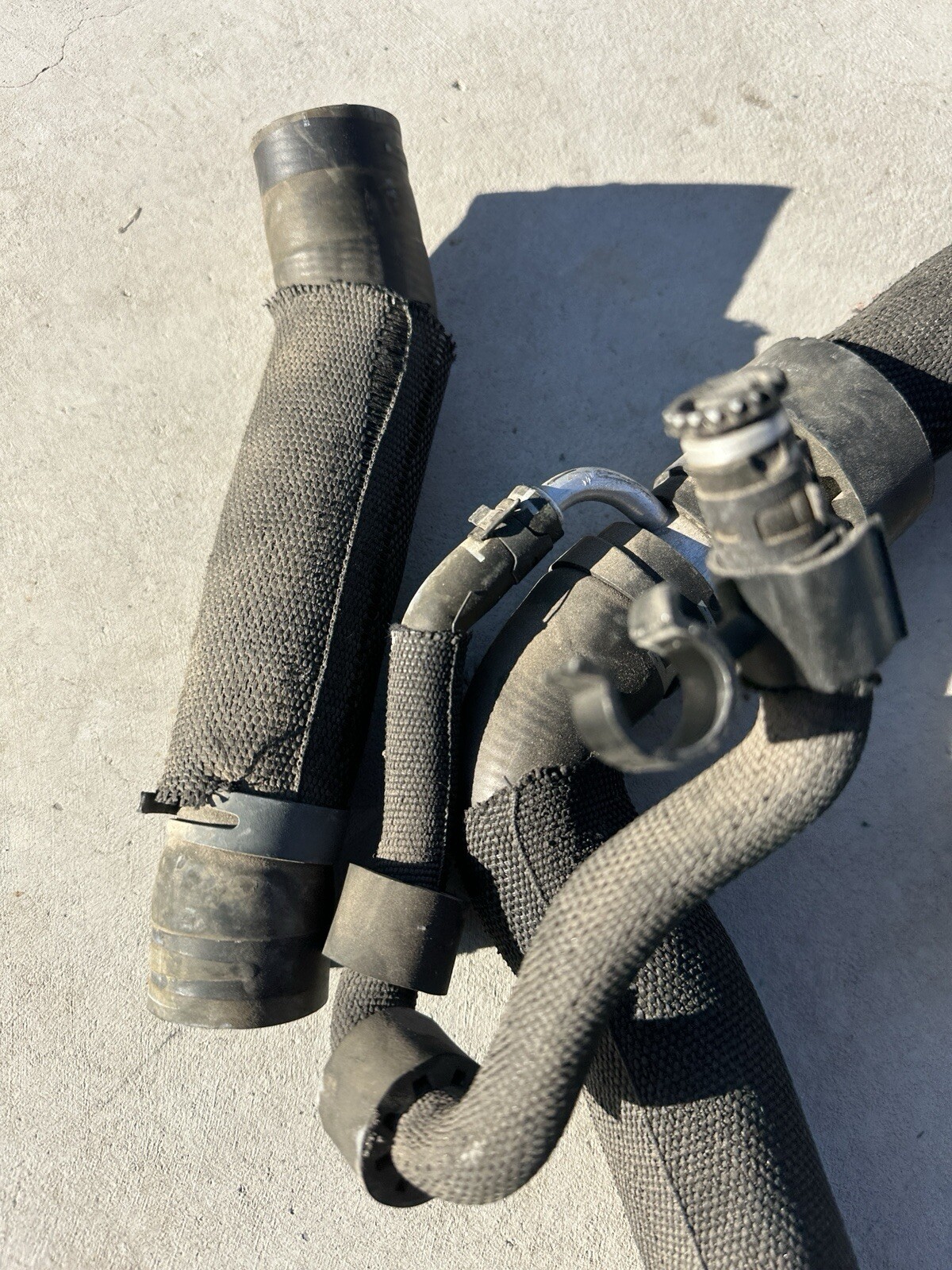 2018 AUDI R8 5.2L V10 FRONT Left RADIATOR COOLANT HOSE 4S0121055C 4S0 121 055 C