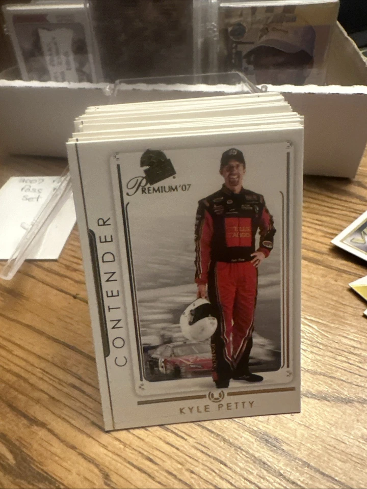 2007 PRESS PASS PREMIUM Contender NASCAR SET COMPLETE 1-70 Base Set - Image 4 of 4