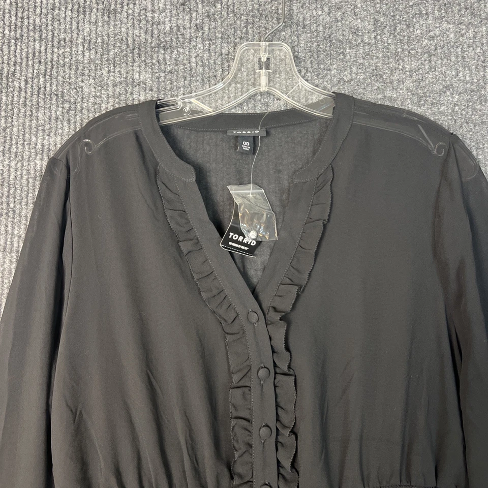 Blusa Torrid 00 Feminina Preta Transparente Babado Tamanho Médio Manga Longa Gótica Grunge - Imagem 2 de 4