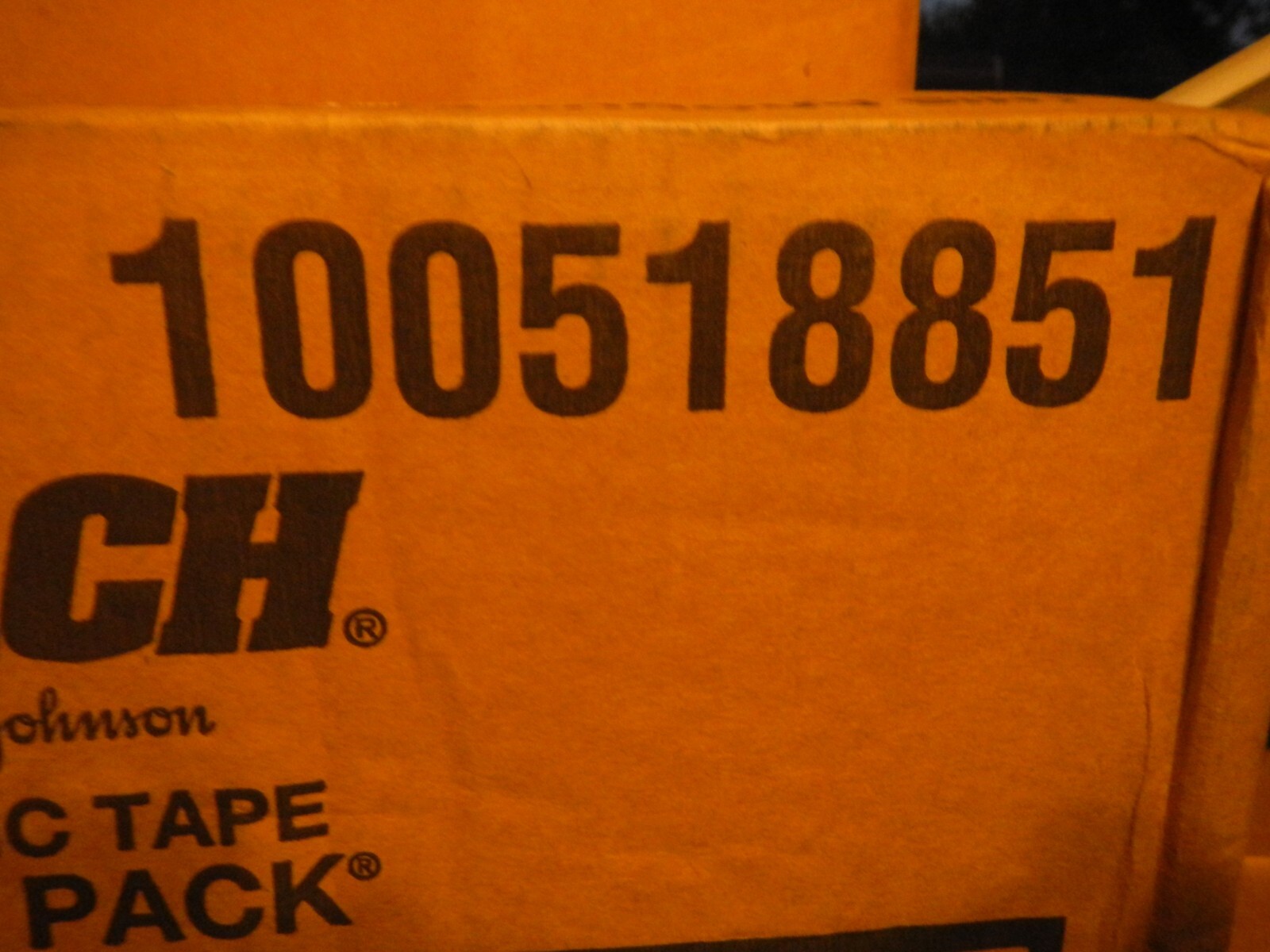 Johnson Johnson Coach Athletic Tape 1.5in x15 yrd 32 Rolls Case