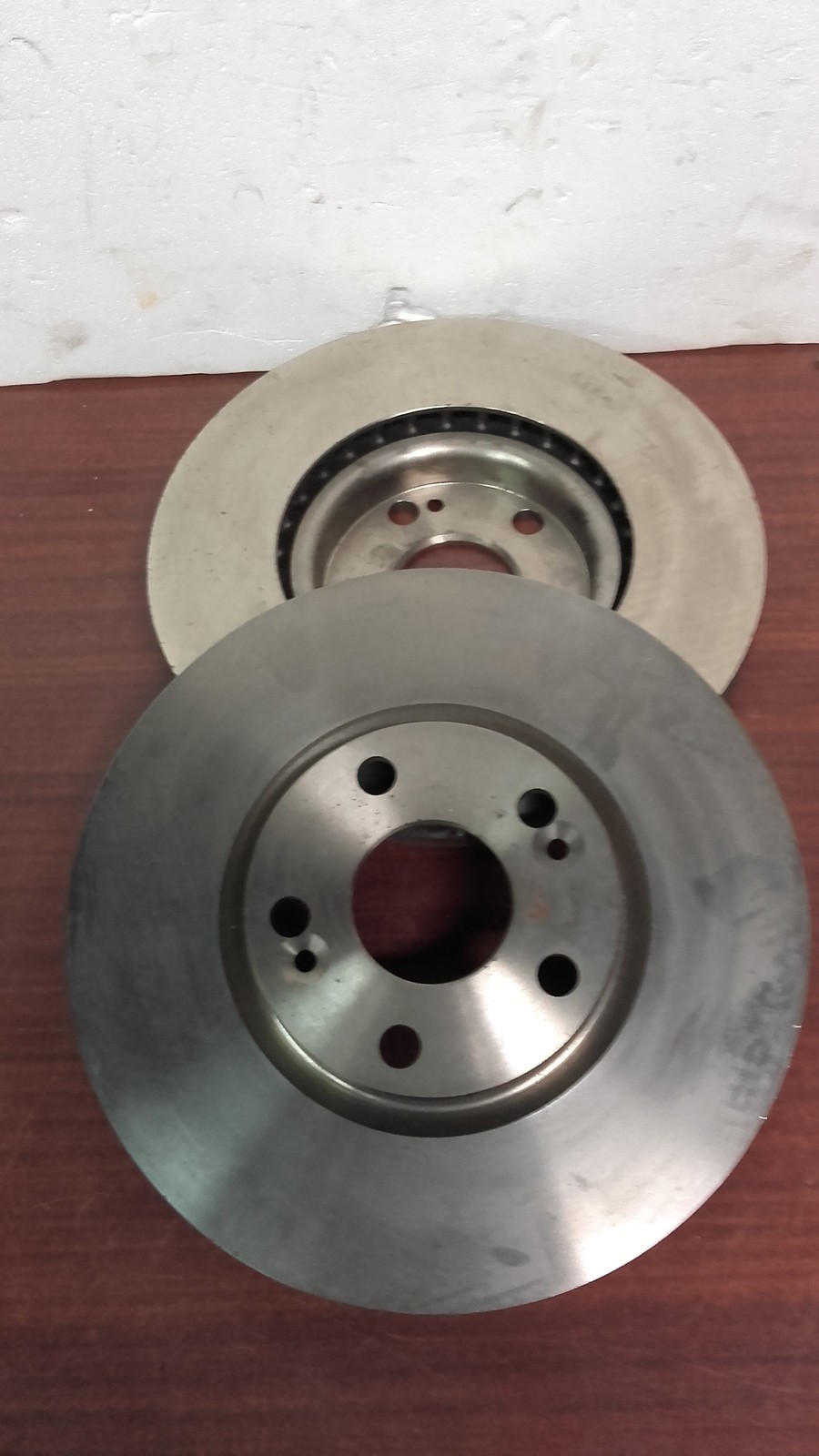 2 disques de frein avant Kangoo Express dCi 4x4 pour trajets chargés et chemins de campagne