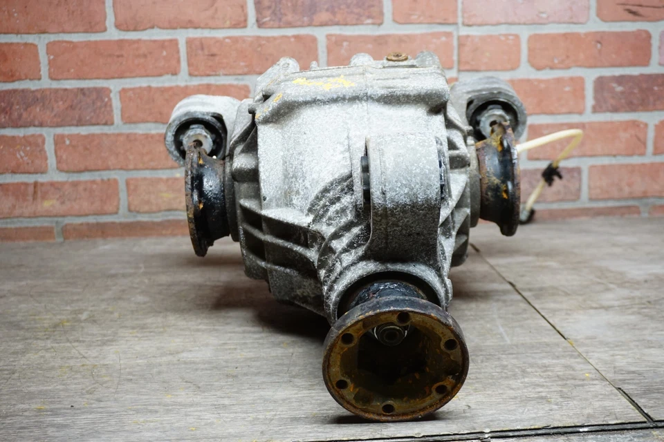 VOLKSWAGEN TOUAREG 2005-2006 7L 4,2 L V8 GASOLINA AWD diferencial trasero portador OEM Foto 3 de 4