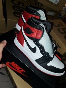 jordan 1 retro high og satin black toe