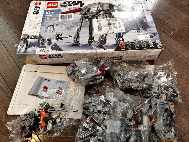 LEGO Star Wars: AT-AT (75288) new in damaged open box