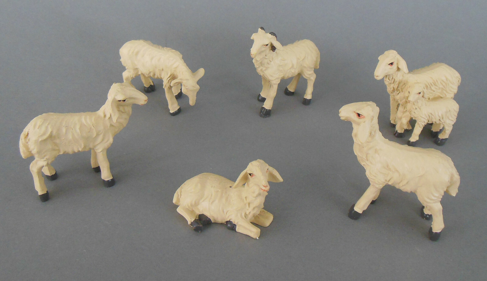 Schafe Set 6 teilig Höhe= 2,5cm- 4cm für Krippenfiguren Größe 9 cm -10 cm OK 1
