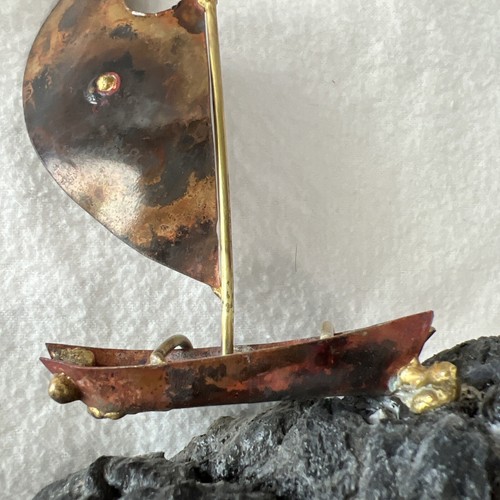 Copper Brass Bronze Sail Boat A Sail In Shape Of Moon Beautifully Done Piece - Picture 11 of 12