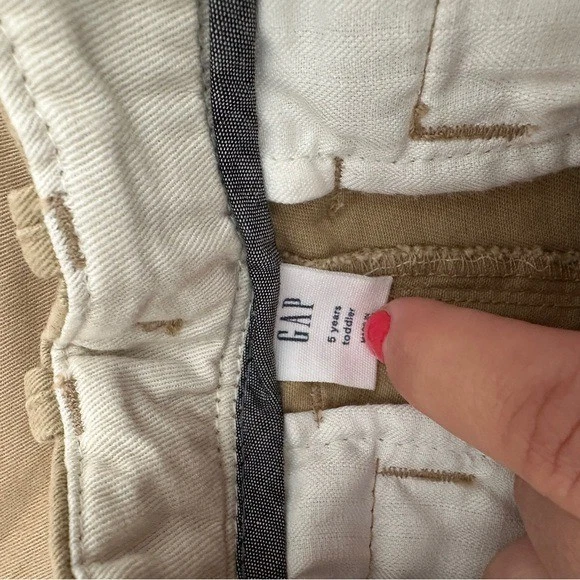 Lot of 3 Boy’s Chino Shorts size 5 GAP Hanna Andersson Gymboree NEW - Image 4 of 4