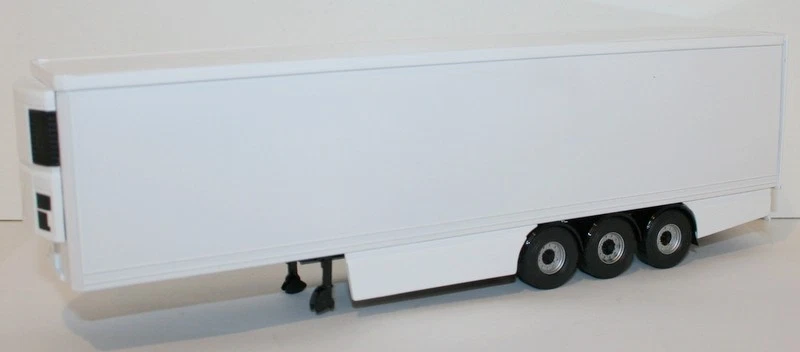 Corgi 1/50 Scale CC19912 - Tri Axle Fridge Trailer with Skirts - White - Image 2 of 4