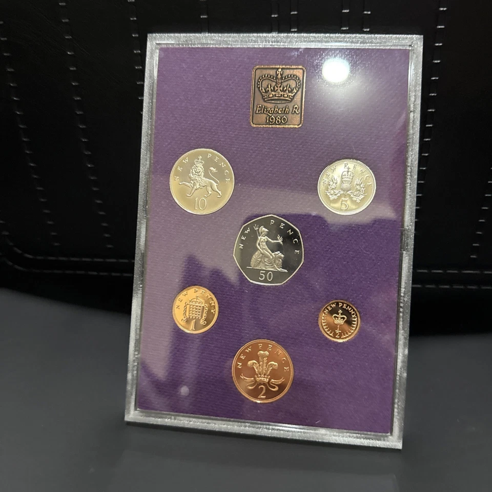 The Coinage Of Great Britain & Northern Ireland 1980 Proof Set - Image 4 of 4