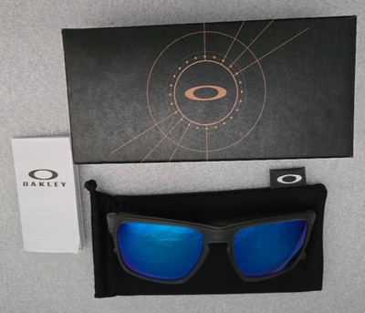 Oakley Sliver XL #OO9341-0357 Sunglasses 3P Matte Grey Ink / Sapphire Irid Polar