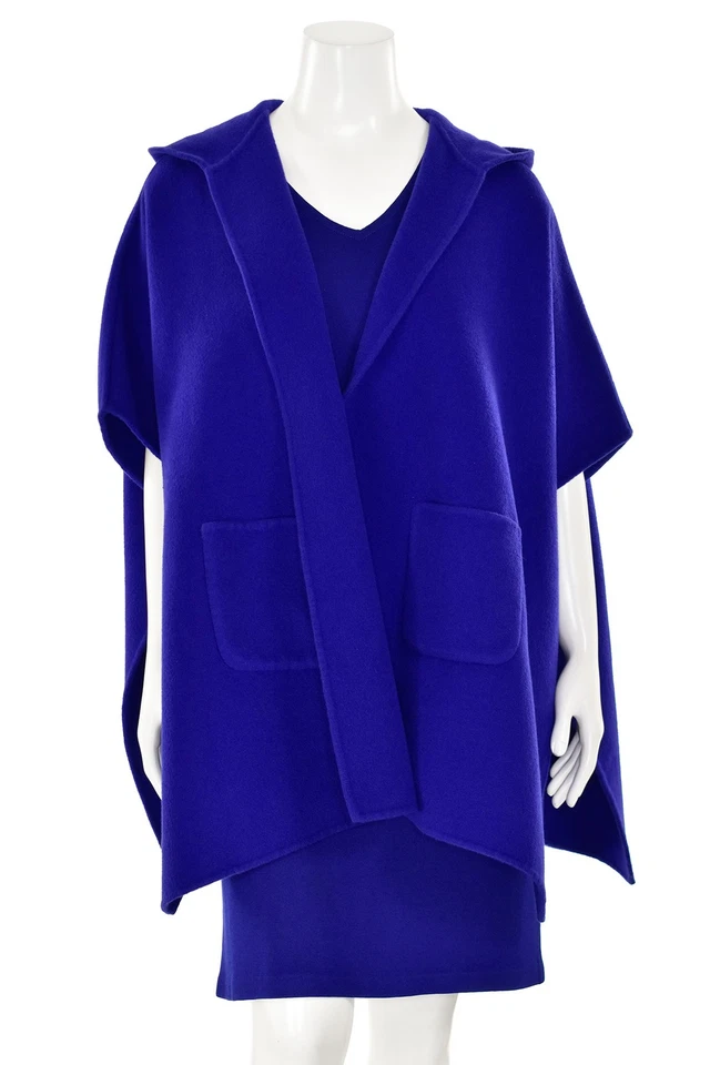 Abrigo poncho con capucha mezcla lana/angora St. John Knits en azul índigo talla P/S Foto 2 de 4