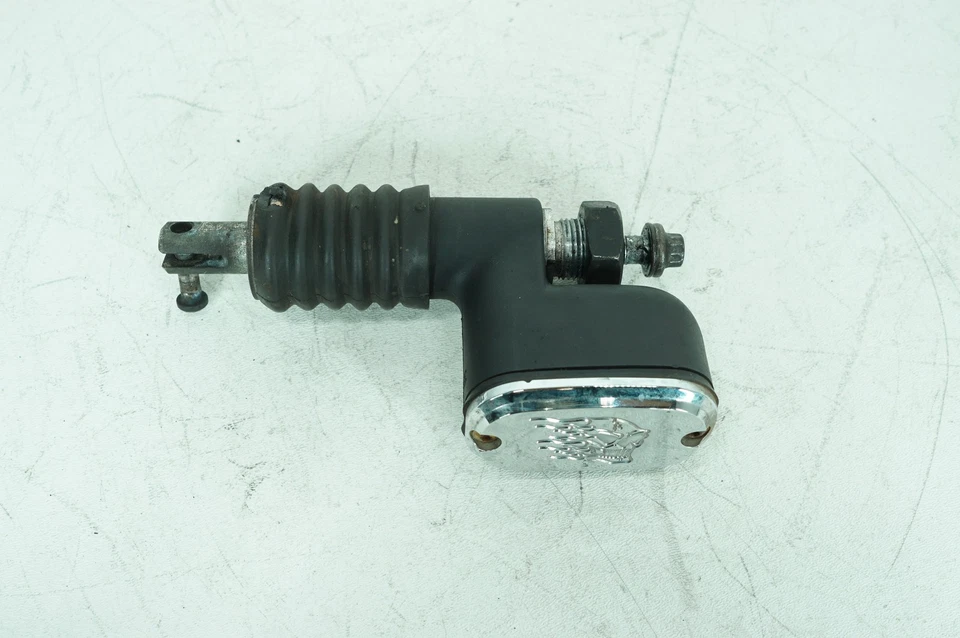 05 Harley Touring FLTR Road Glide OEM Rear Brake Master Cylinder Reservoir Skull - Image 4 of 4