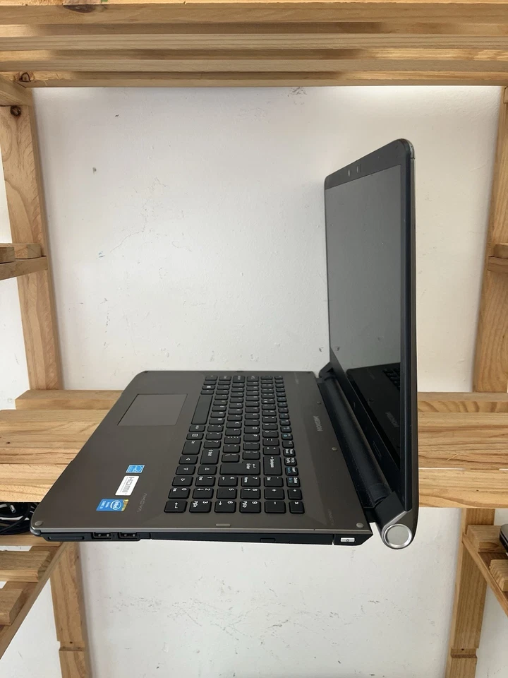 MEDION AKOYA W45 I3 8GB RAM SSD 128 WIN 11 - Immagine 4 di 4