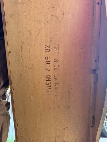 Mid-Century Lane Legacy Love Cedar Chest - Full Size - LOCK REMOVED - Picture 10 of 16