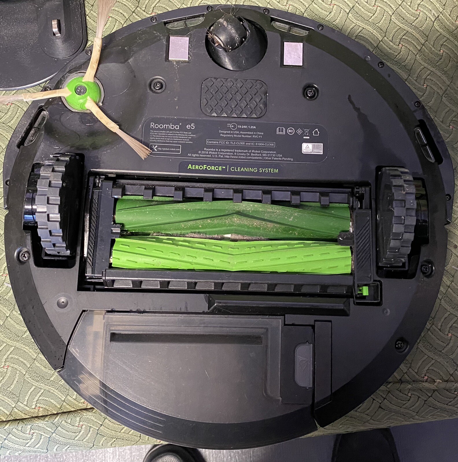 iRobot Roomba E5 Smart Vacuum (Model e5150) PreOwned, WiFi enabled