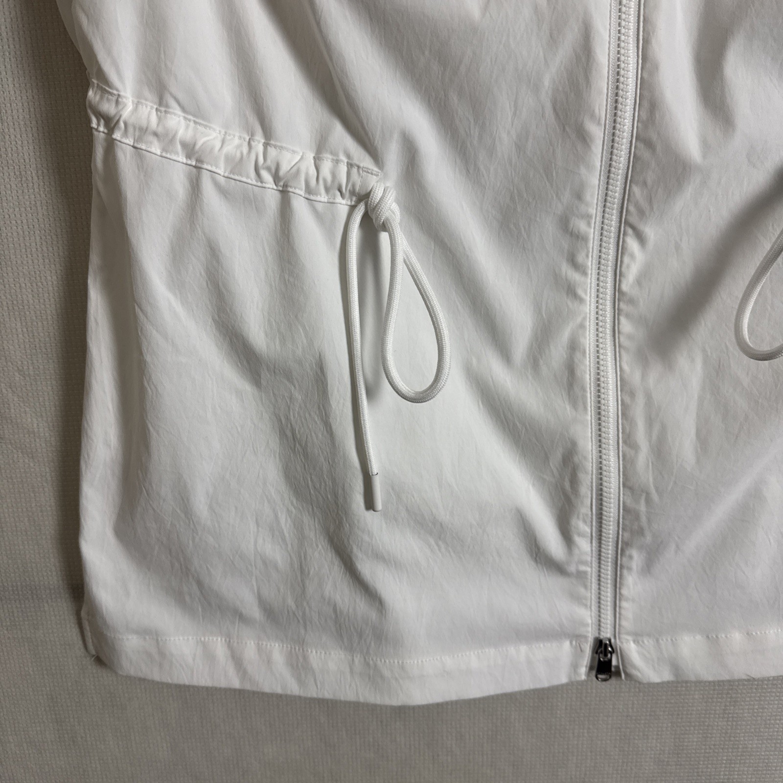 Athleta Women's Medium Solid White Advantage Cinc… - image 5