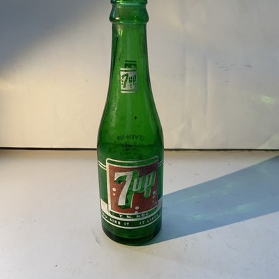 Alte antike Vintage 7 Up Flasche grün Glas London Chiswick England selten
