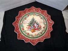 Villeroy & Boch TOY'S FANTASY 15.5" Large Pastry Plate Christmas Tree And Santa 