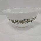 Pyrex 441 Spring Blossom Vintage Crazy Daisy Cinderella Mixing Bowl 1.5 PT EUC
