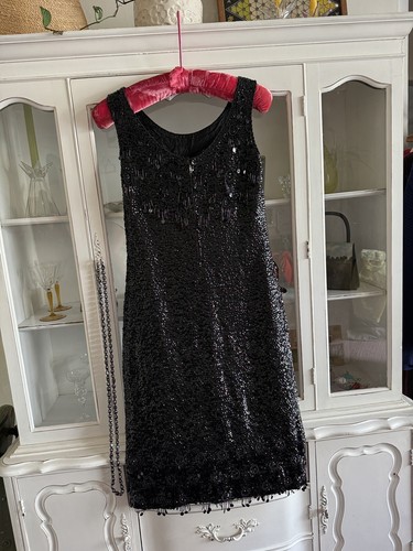 1950s 1960s Black Sequin Beaded Wiggle Dress Wool Knit Silk Lined Size 10 - Picture 5 of 14