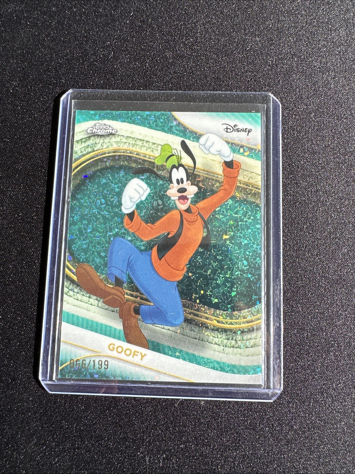 Goofy 2025 Topps Chrome Disney #32 Aqua Refractor /199 Price Guide