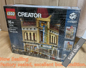 LEGO Creator 10232 Palace Cinema Modular Building Set Factory New Retired