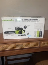 Greenworks 40V 16" Brushless Cordless Chainsaw with Battery & Charger