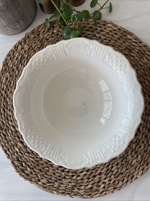 Canonsburg Pottery American Traditional 8 5/8'' Round Vegetable Bowl USA Ivory