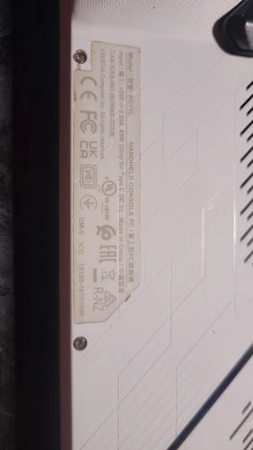 ASUS ROG Ally AMD Ryzen Z1 Extreme 512GB SSD 16GB RAM Gaming Handheld Console