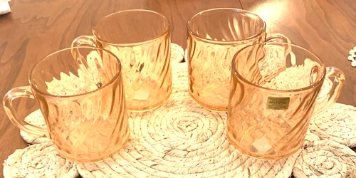 Arcoroc Rosaline Pink Swirl France Coffee Mug Cups Set Of 4 Vintage