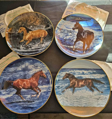 Free Spirits Horse Collector Plates by Lesley Harrison Set of 4 Porcelain Horses
