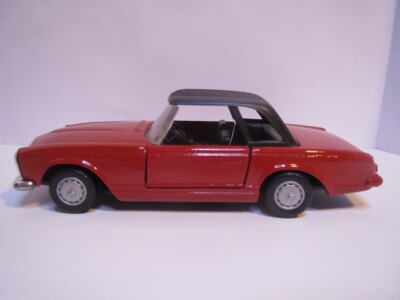 1:37 Sammlerstück, alter MB 230 SL von Gama (Lot#5511)