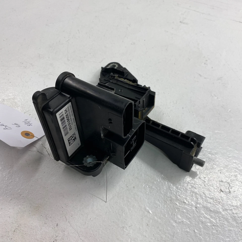 BMW 2 3 4 F22 F23 F30 F31 F32 2011-2019 BASE DE ENCENDIDO EXTERNO DISTRIBUIDOR OEM Foto 3 de 4