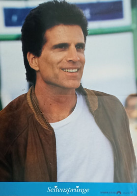E271 Aushangfoto (30 x 42 cm)  Ted Danson - Seitensprunge / Cousins