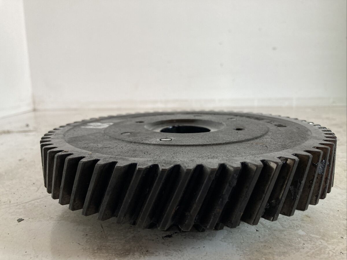Mercedes 811 Gear Pulley 3520520301 Om364 Genuine 4.0 Cc Mercedes 811 Gear Pulley 3520520301 Om364 Genuine 4.0 Cc